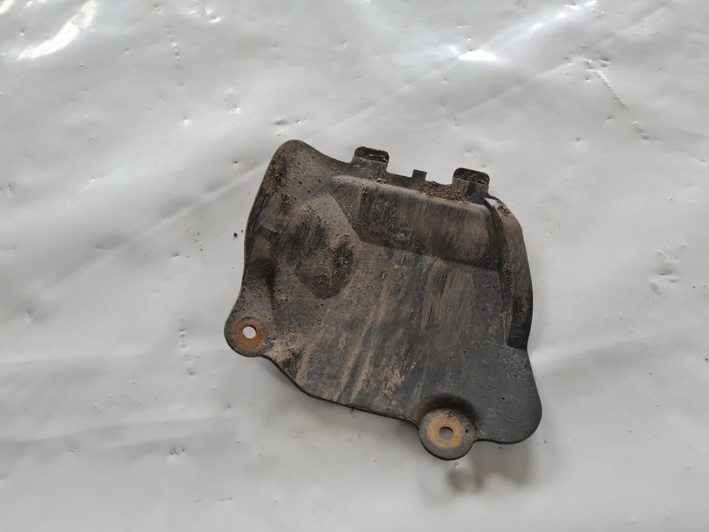 Priekšējais kreisais paspārns priekš BMW 6 E63 645 2004