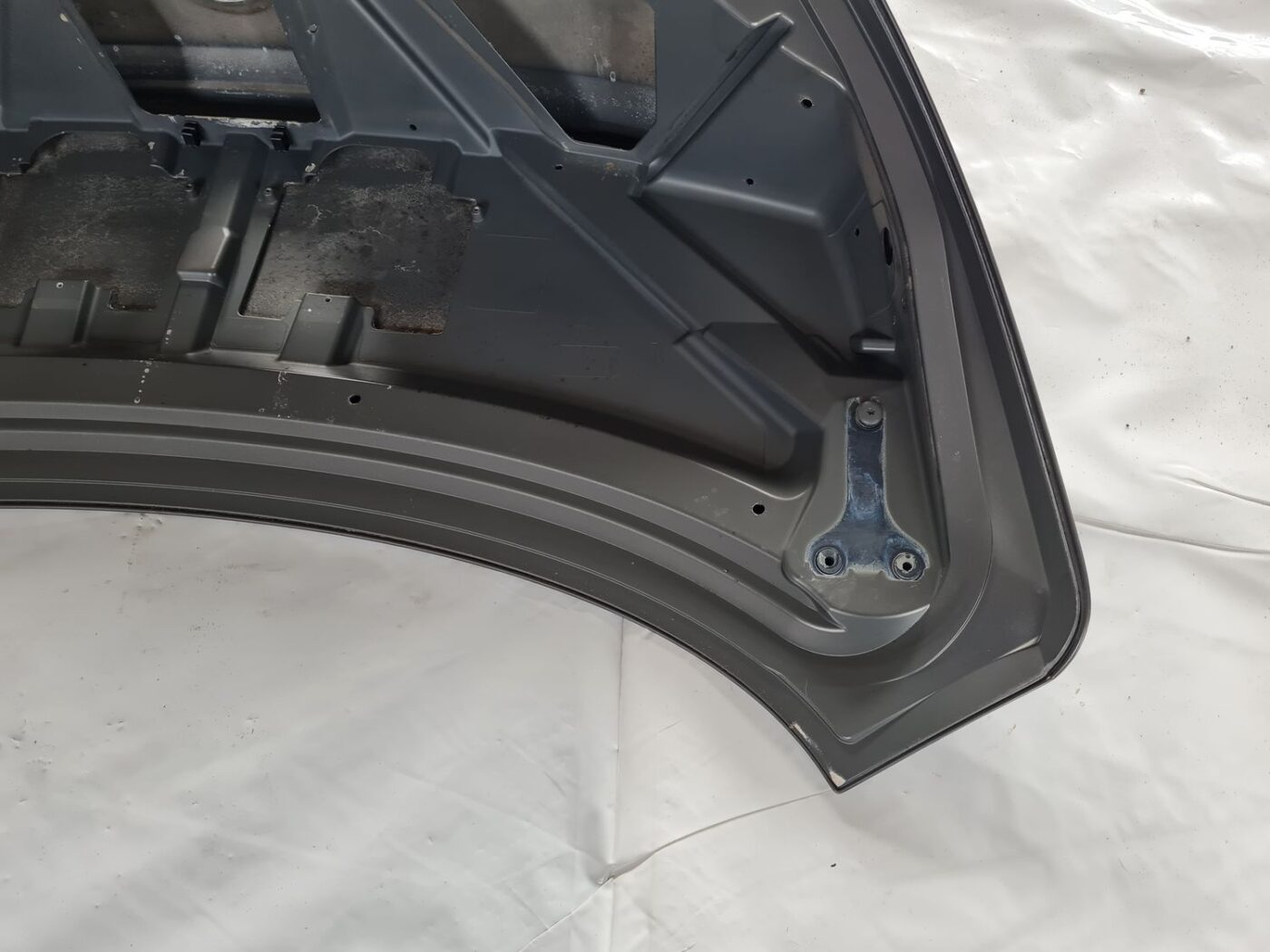 Bagāžnieka vāks priekš BMW 6 E63 645 2004