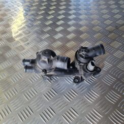 Termostata korpuss priekš VW GOLF 5 2004