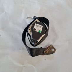 Aizmugurējā labā drošības josta priekš VW GOLF 5 2004