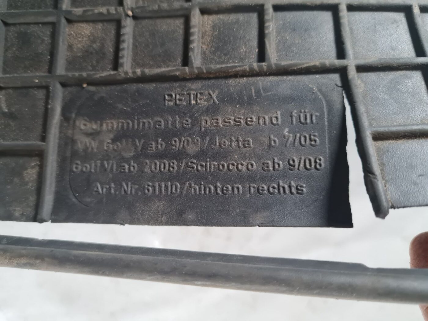 Salona paklāju komplekts priekš VW GOLF 5 2004 6 Salona paklāju komplekts priekš VW GOLF 5 2004