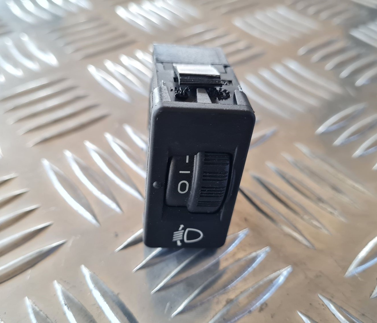 Lukturu augstuma regulēšanas poga priekš CITROEN BERLINGO 2014