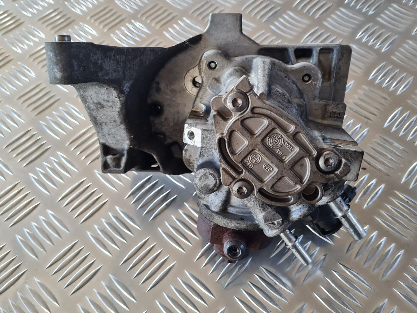 Augstspiediena degvielas sūknis priekš CITROEN BERLINGO 2014 4 Augstspiediena degvielas sūknis priekš CITROEN BERLINGO 2014