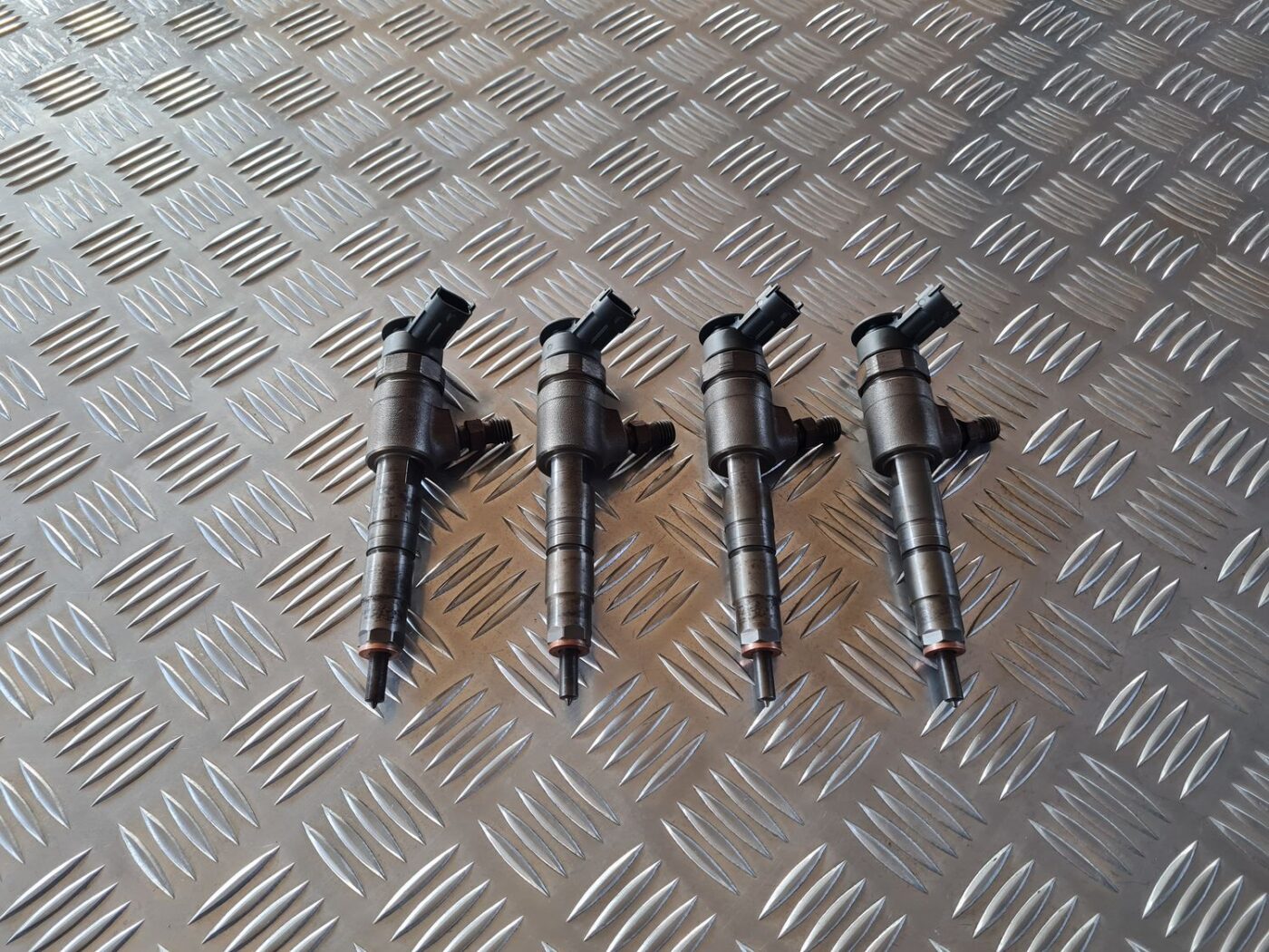 Degvielas smidzinātājs priekš CITROEN BERLINGO 2014 1 Degvielas smidzinātājs priekš CITROEN BERLINGO 2014