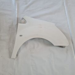 Priekšējais labais spārns priekš CITROEN BERLINGO 2014