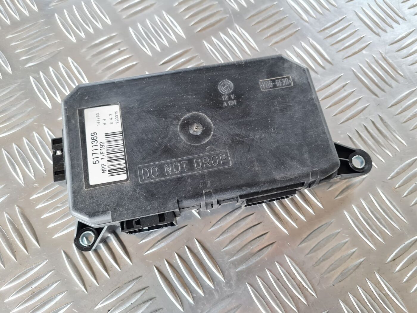 Durvju vadības bloks priekš FIAT STILO 2003 2 Durvju vadības bloks priekš FIAT STILO 2003