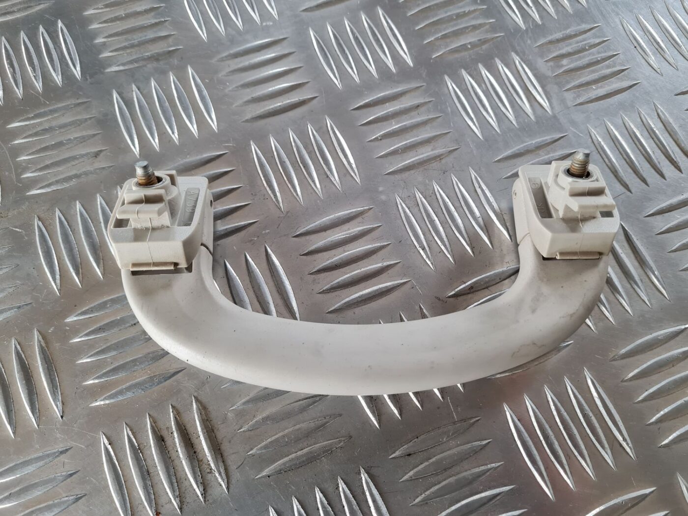 Salona rokturis griestos priekš FIAT STILO 2003 3 Salona rokturis griestos priekš FIAT STILO 2003