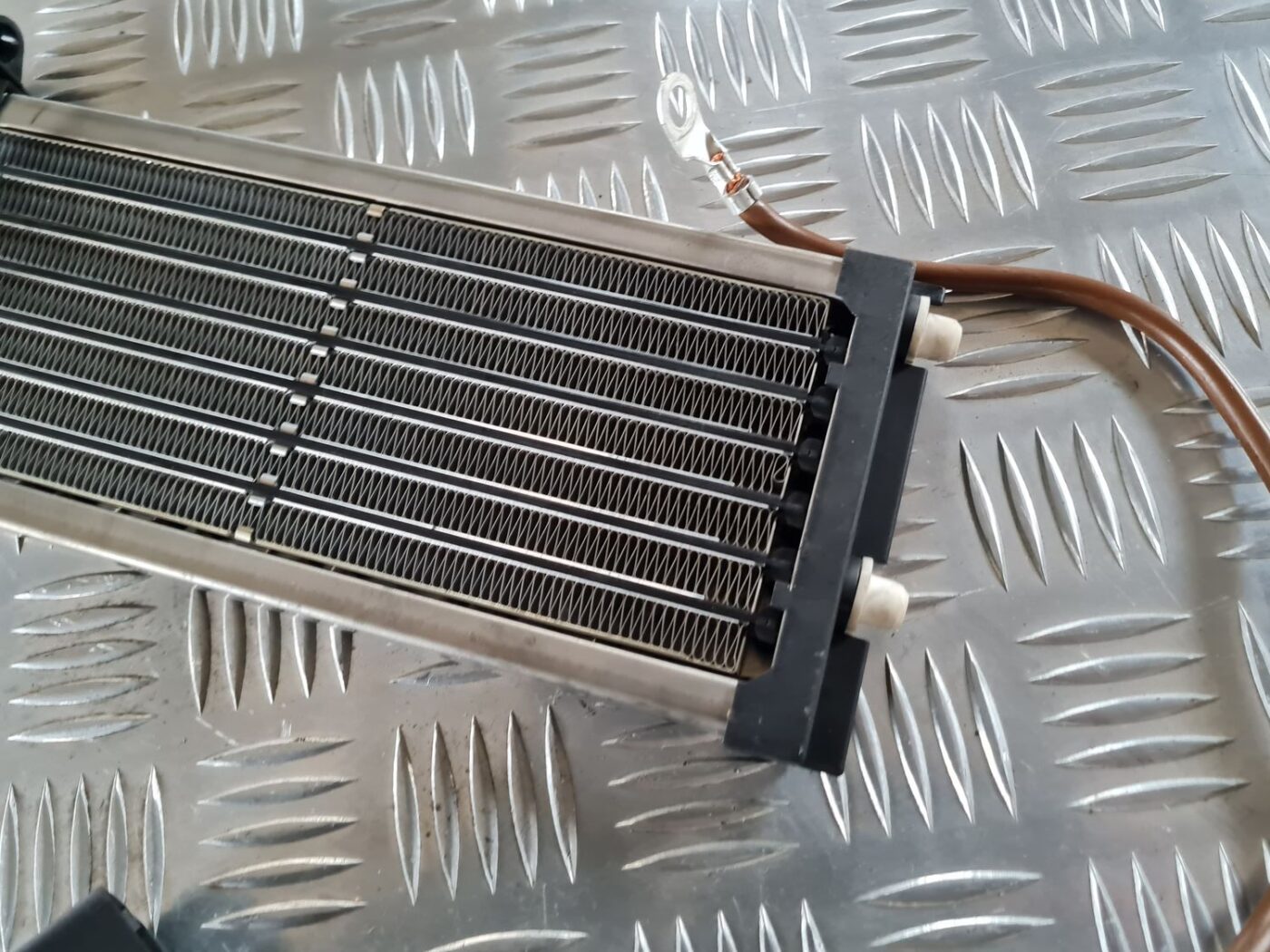 Papildus autonoma elektriskais sildītājs priekš FIAT STILO 2003