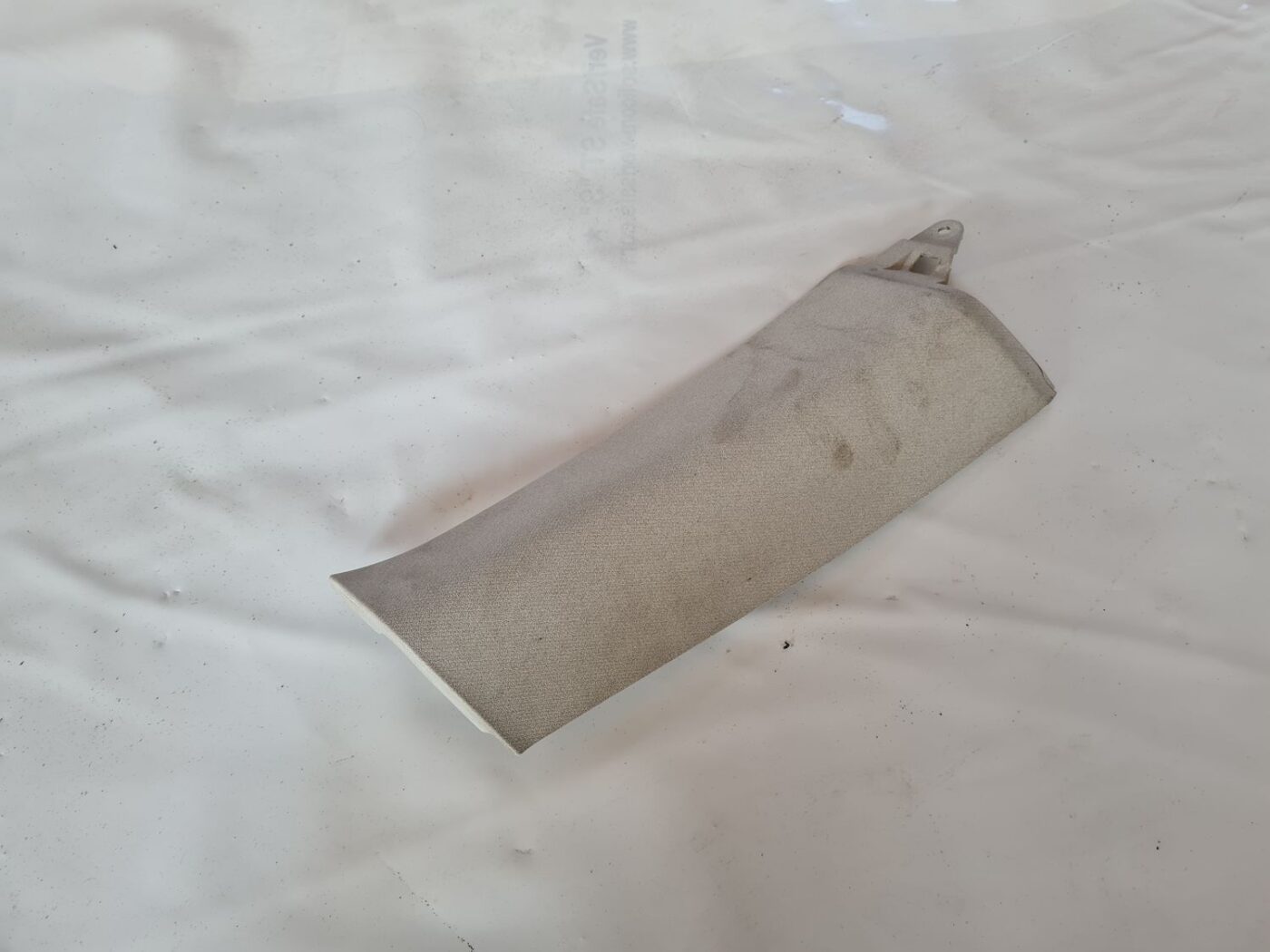 Aizmugurējas salona statnes apdare priekš FIAT STILO 2003 1 Aizmugurējas salona statnes apdare priekš FIAT STILO 2003