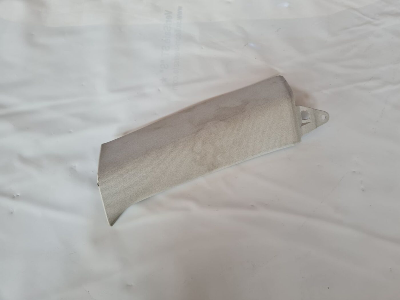 Aizmugurējas salona statnes apdare priekš FIAT STILO 2003 1 Aizmugurējas salona statnes apdare priekš FIAT STILO 2003