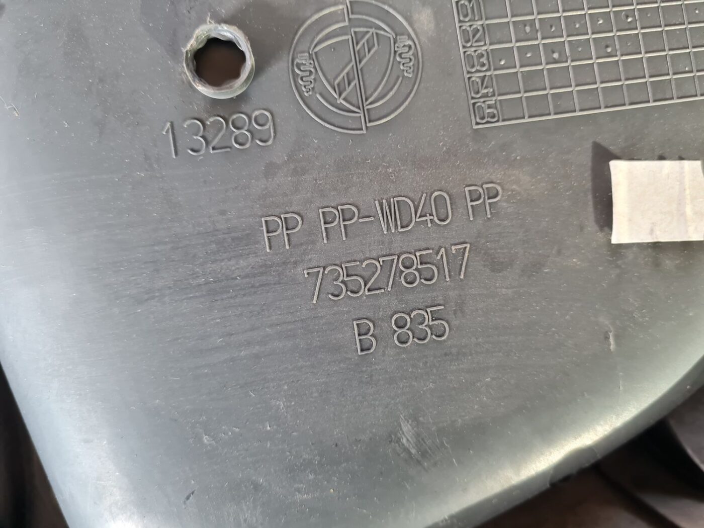 Aizmugurējo kreiso durvju apdare priekš FIAT STILO 2003 3 Aizmugurējo kreiso durvju apdare priekš FIAT STILO 2003