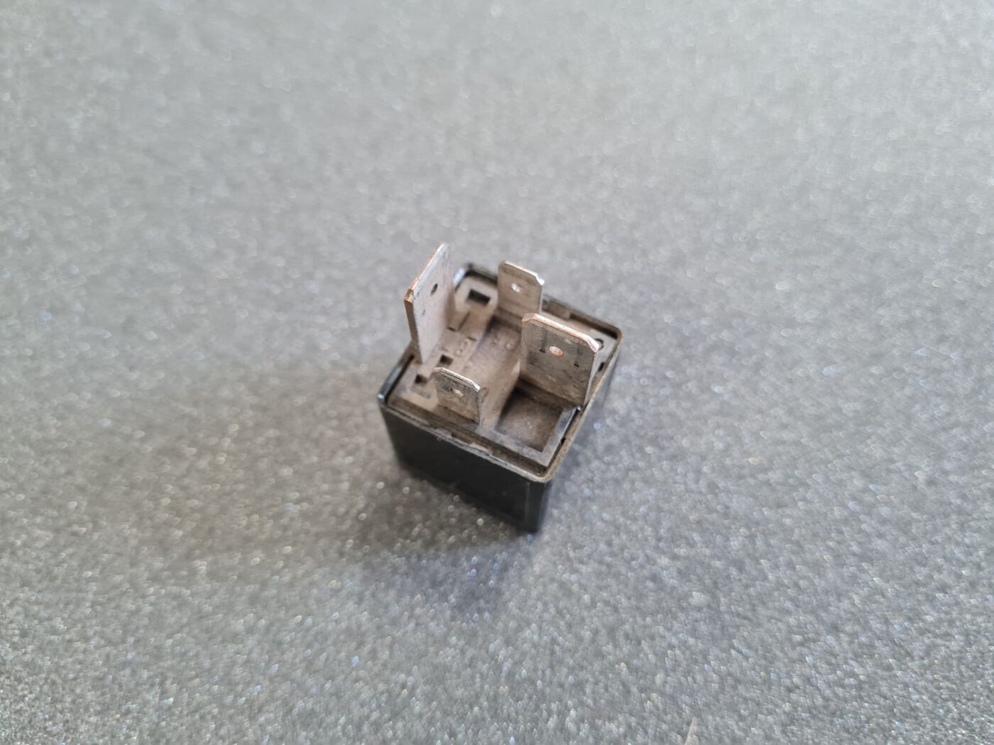 Drošinātāju releja priekš RENAULT 2 Drošinātāju releja priekš RENAULT