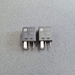 Drošinātāju releja priekš OPEL