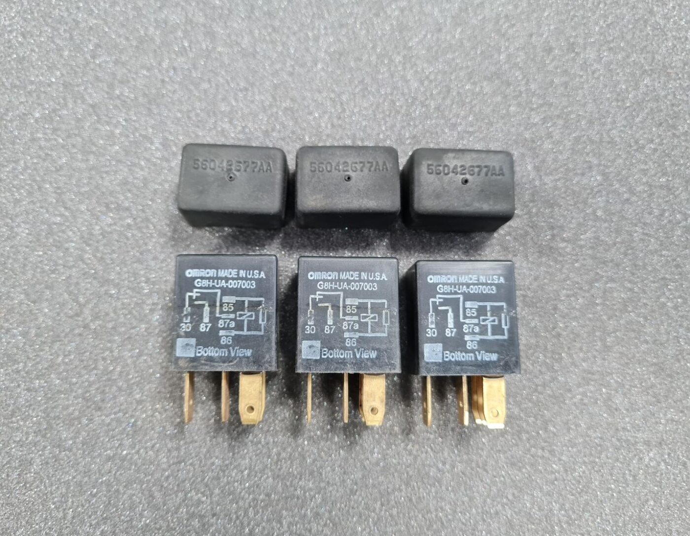 Drošinātāju releja priekš JEEP 1 Drošinātāju releja priekš JEEP