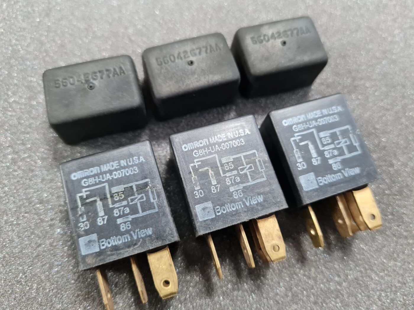 Drošinātāju releja priekš JEEP 2 Drošinātāju releja priekš JEEP