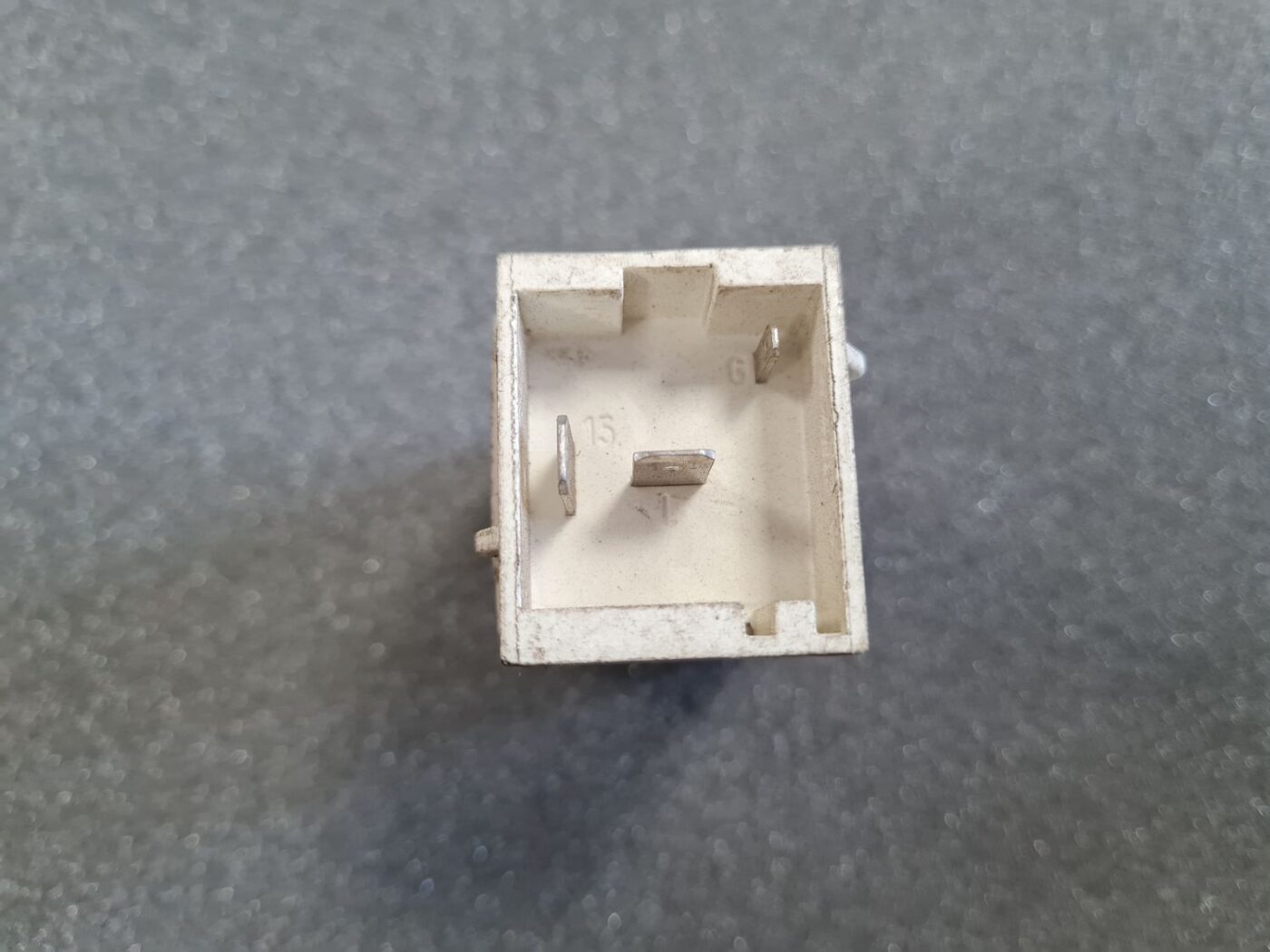 Drošinātāju releja priekš VOLVO 2 Drošinātāju releja priekš VOLVO