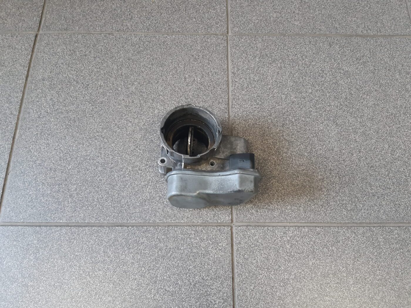 Droseļvārsts priekš DODGE JOURNEY 2010 1 Droseļvārsts priekš DODGE JOURNEY 2010