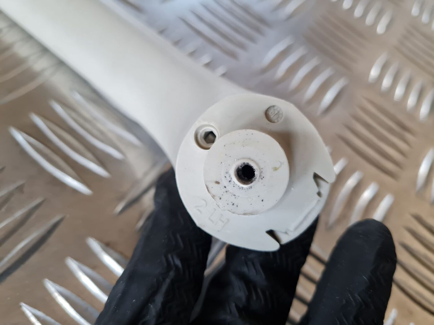 Salona rokturis griestos priekš DODGE JOURNEY 2010