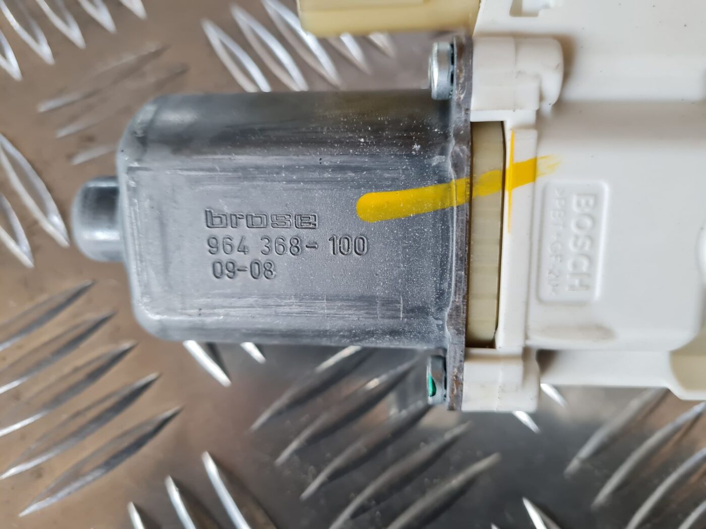 Elektrisko stiklu motors priekš DODGE JOURNEY 2010 3 Elektrisko stiklu motors priekš DODGE JOURNEY 2010