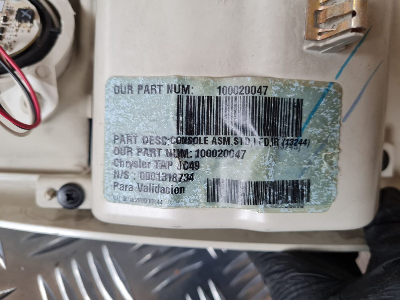 Salona apgaismojuma panelis priekš DODGE JOURNEY 2010