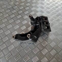 Dzinēja kronšteins priekš DODGE JOURNEY 2010