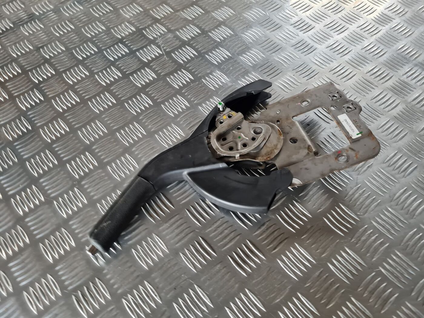 Stāvbremzes svira priekš DODGE JOURNEY 2010 2 Stāvbremzes svira priekš DODGE JOURNEY 2010