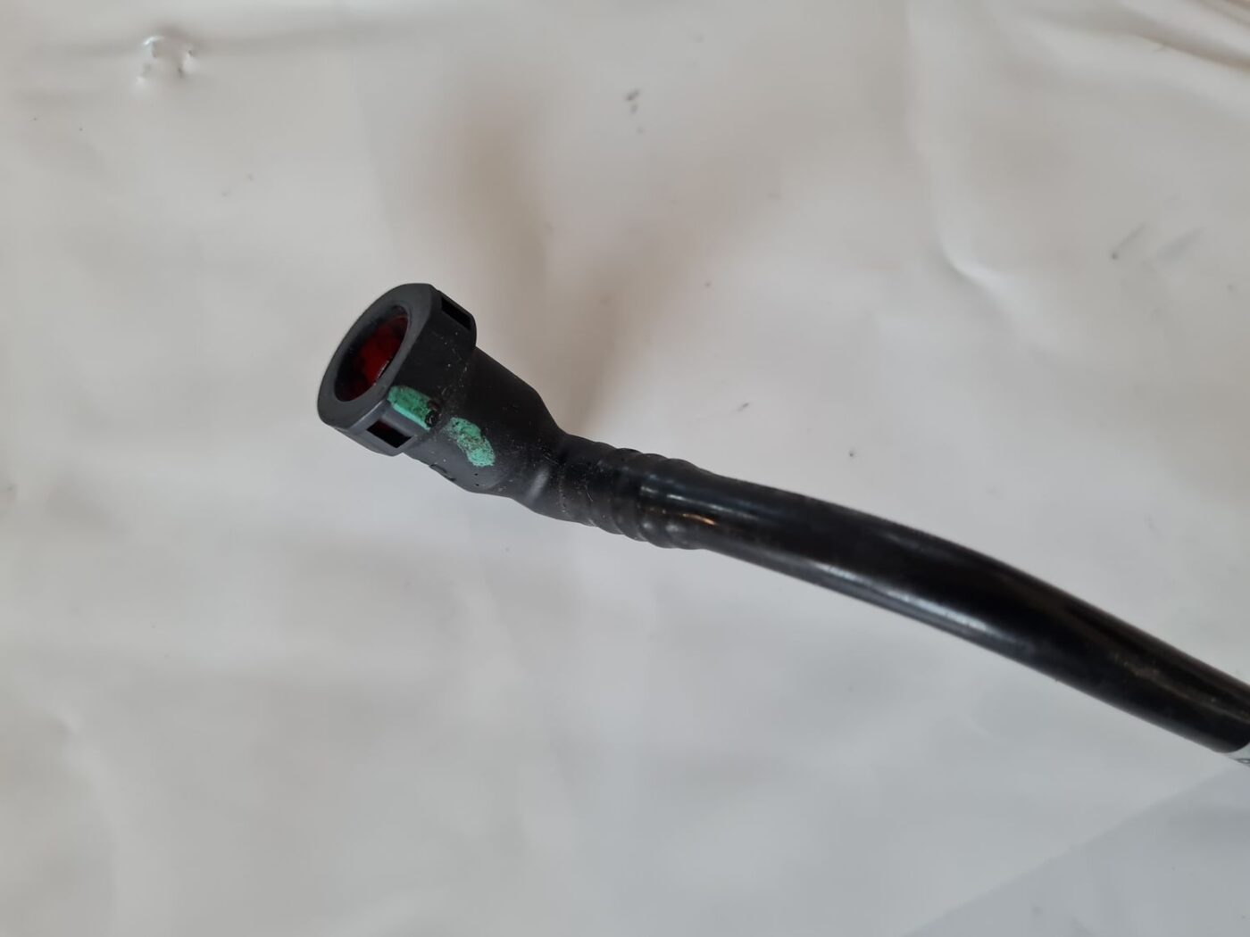 Degvielas caurule priekš DODGE JOURNEY 2010 2 Degvielas caurule priekš DODGE JOURNEY 2010