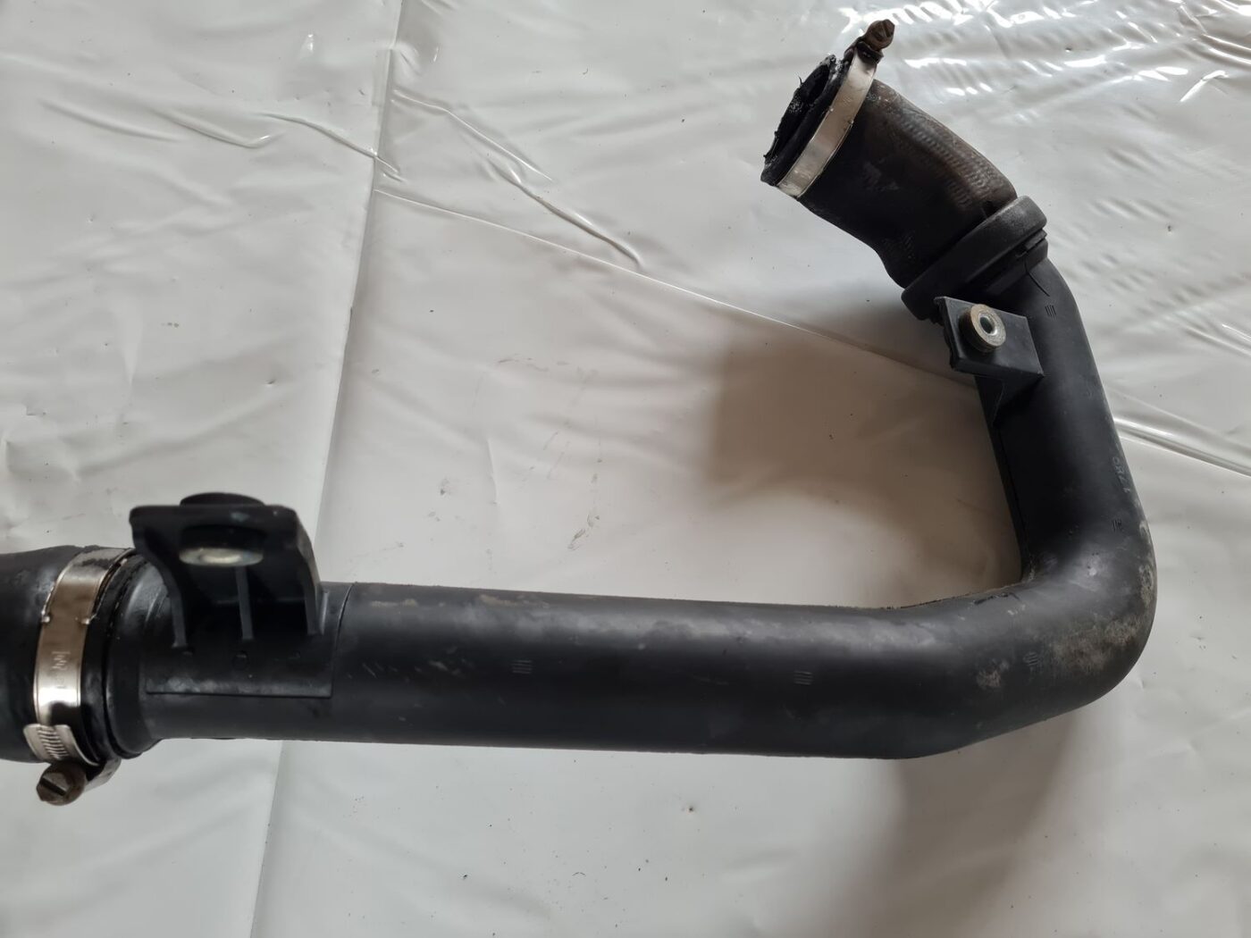 Interkulera caurule priekš DODGE JOURNEY 2010 5 Interkulera caurule priekš DODGE JOURNEY 2010