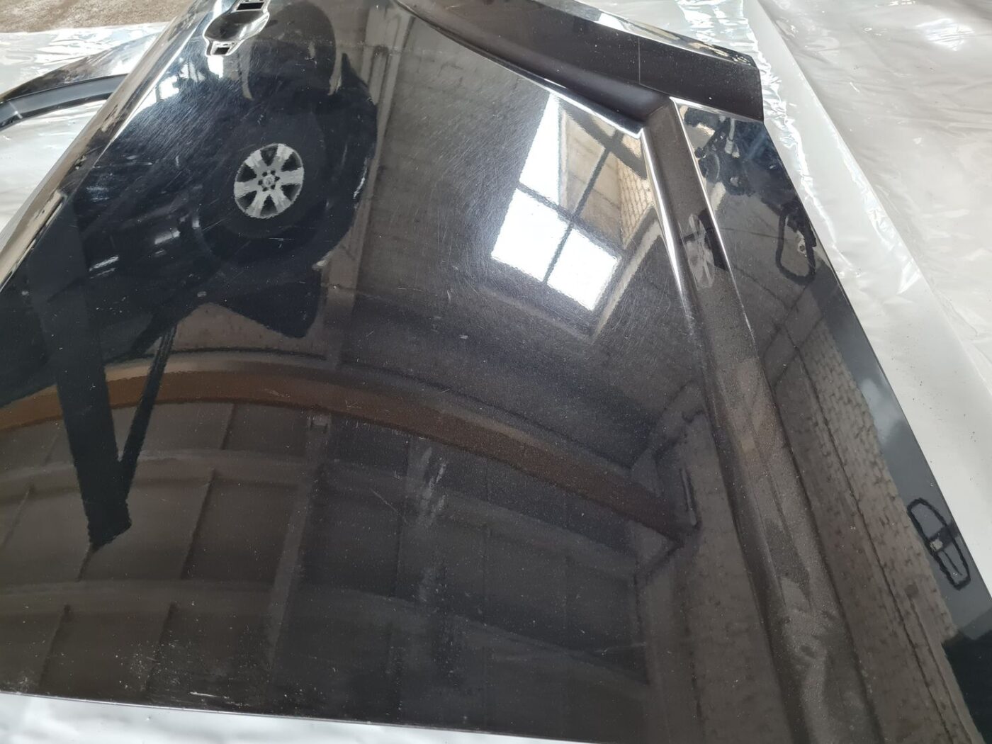 Aizmugurējās kreisās durvis priekš DODGE JOURNEY 2010 4 Aizmugurējās kreisās durvis priekš DODGE JOURNEY 2010