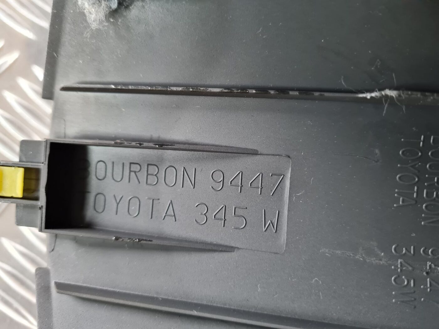 Spidometra apdare priekš TOYOTA AURIS 2007