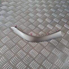 Mērinstrumentu paneļa dekoratīvā uzlika priekš TOYOTA AURIS 2007