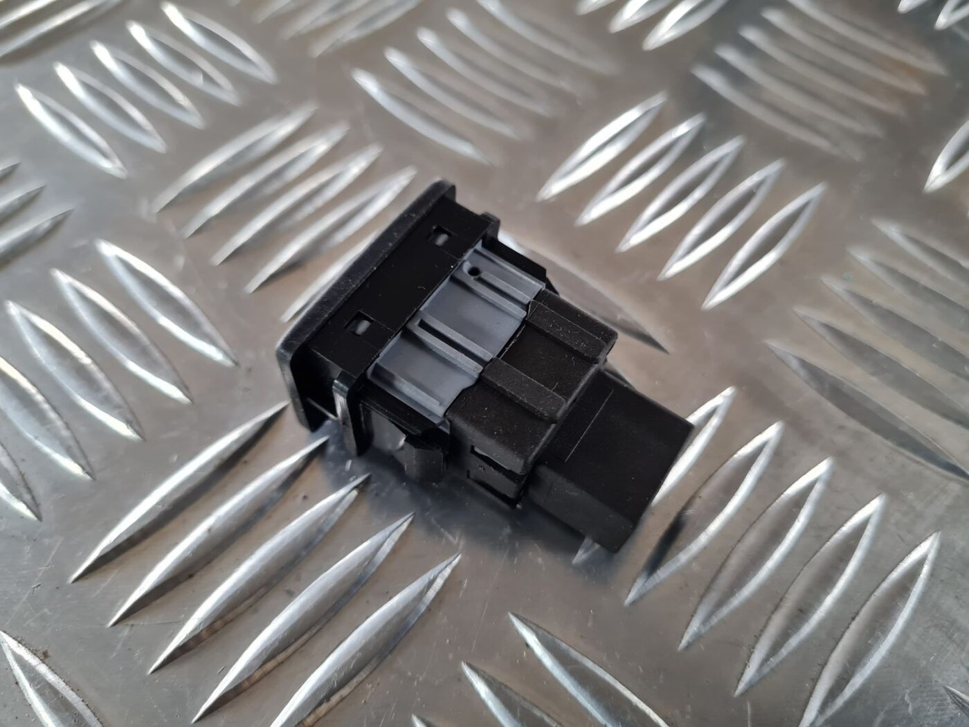 Lukturu augstuma regulēšanas poga priekš TOYOTA AURIS 2007 4 Lukturu augstuma regulēšanas poga priekš TOYOTA AURIS 2007