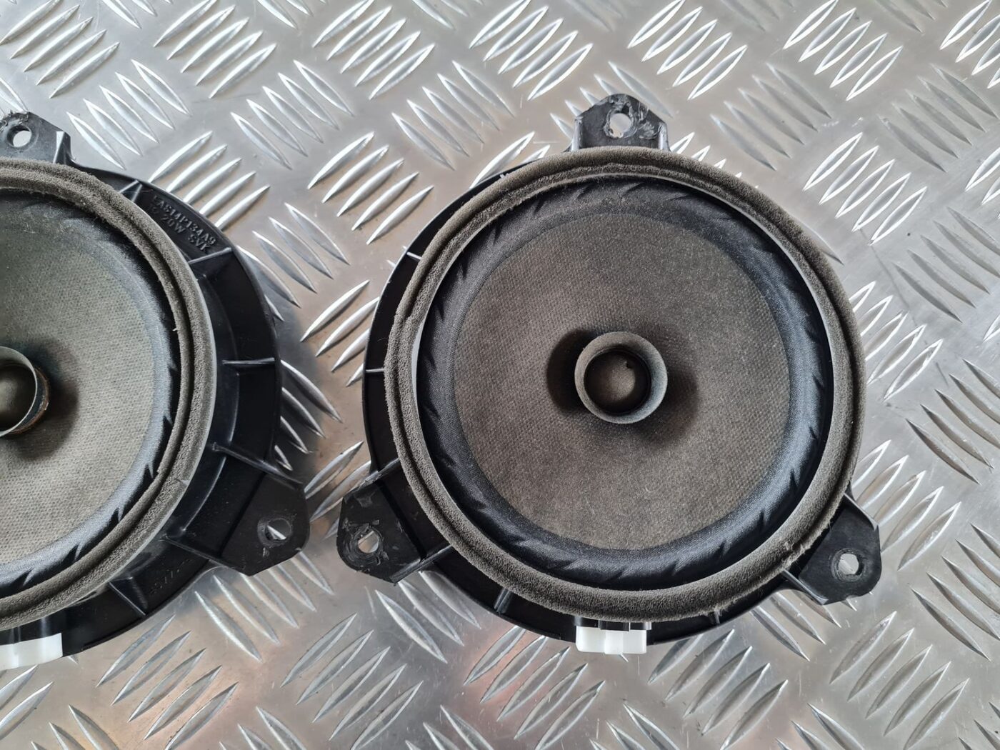 Durvju skaļrunis, apakšā priekš TOYOTA AURIS 2007 7 Durvju skaļrunis, apakšā priekš TOYOTA AURIS 2007