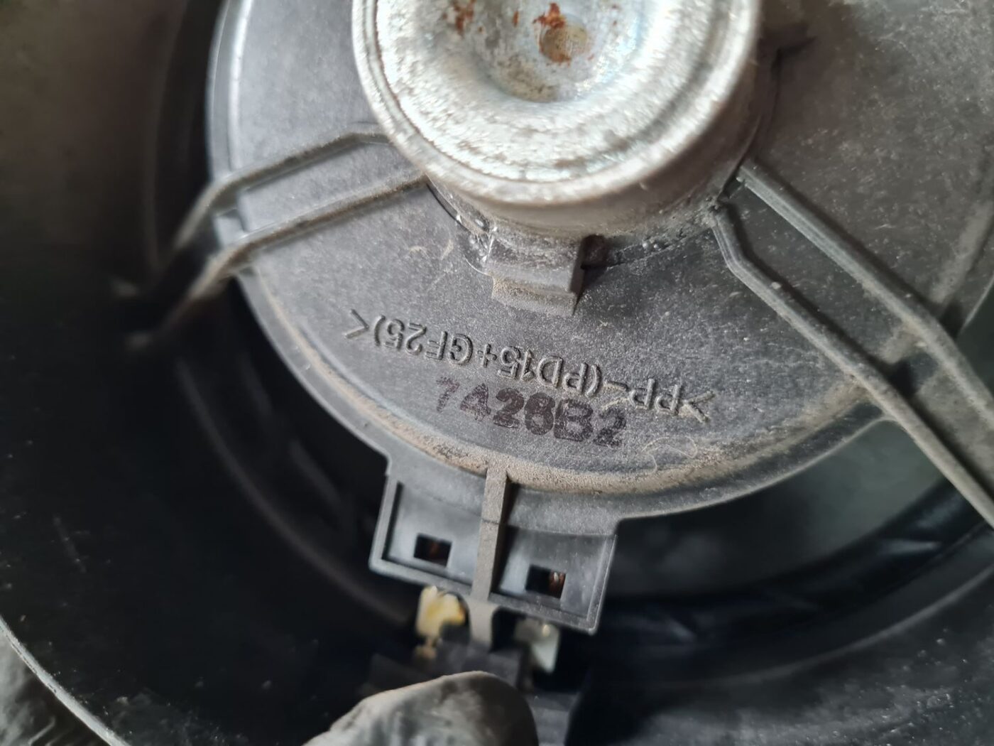 Durvju skaļrunis, apakšā priekš TOYOTA AURIS 2007 3 Durvju skaļrunis, apakšā priekš TOYOTA AURIS 2007