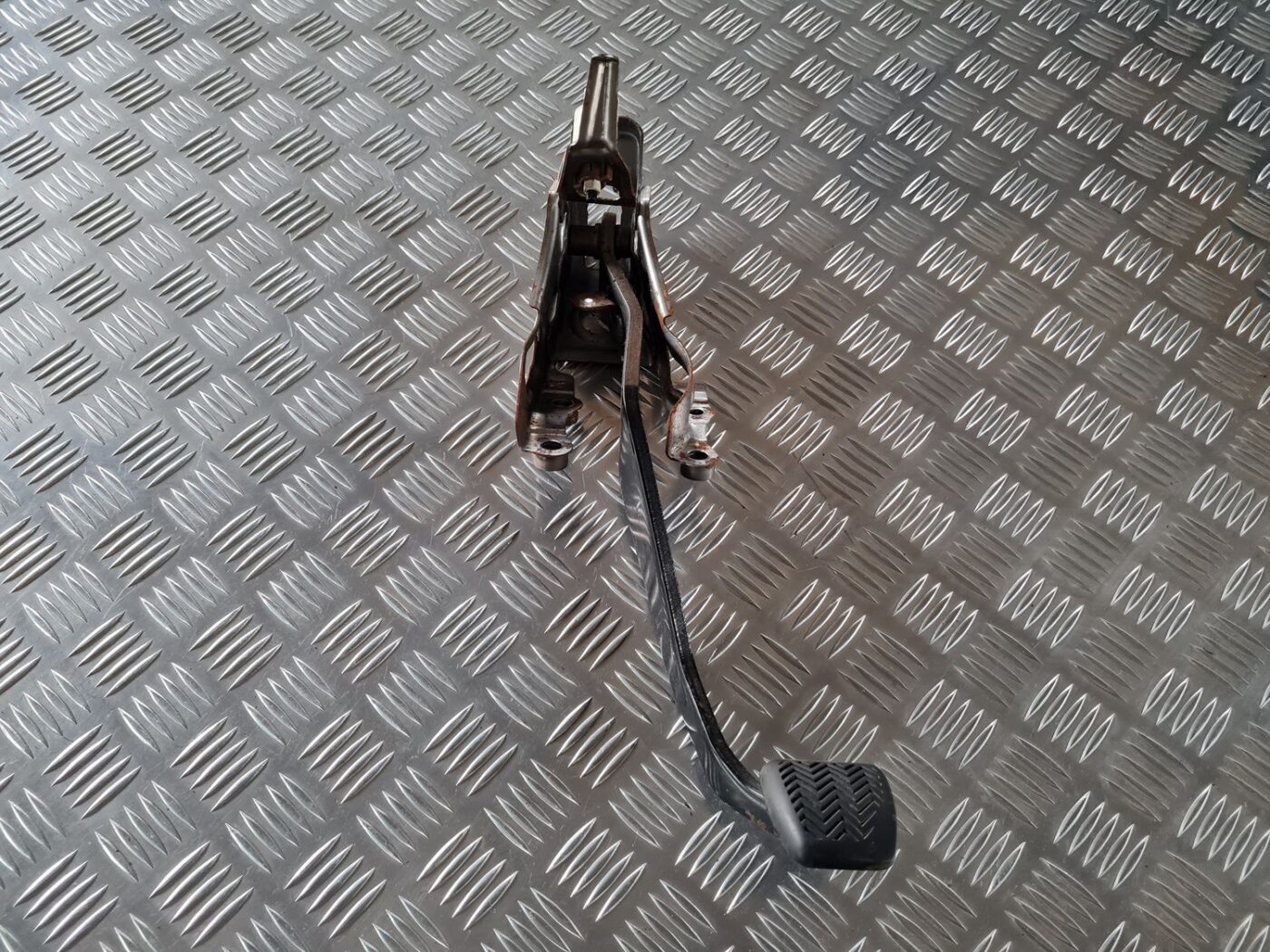 Bremžu pedālis priekš TOYOTA AURIS 2007