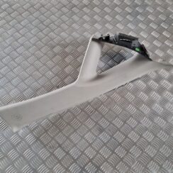 Priekšējas salona statnes apdare priekš TOYOTA AURIS 2007