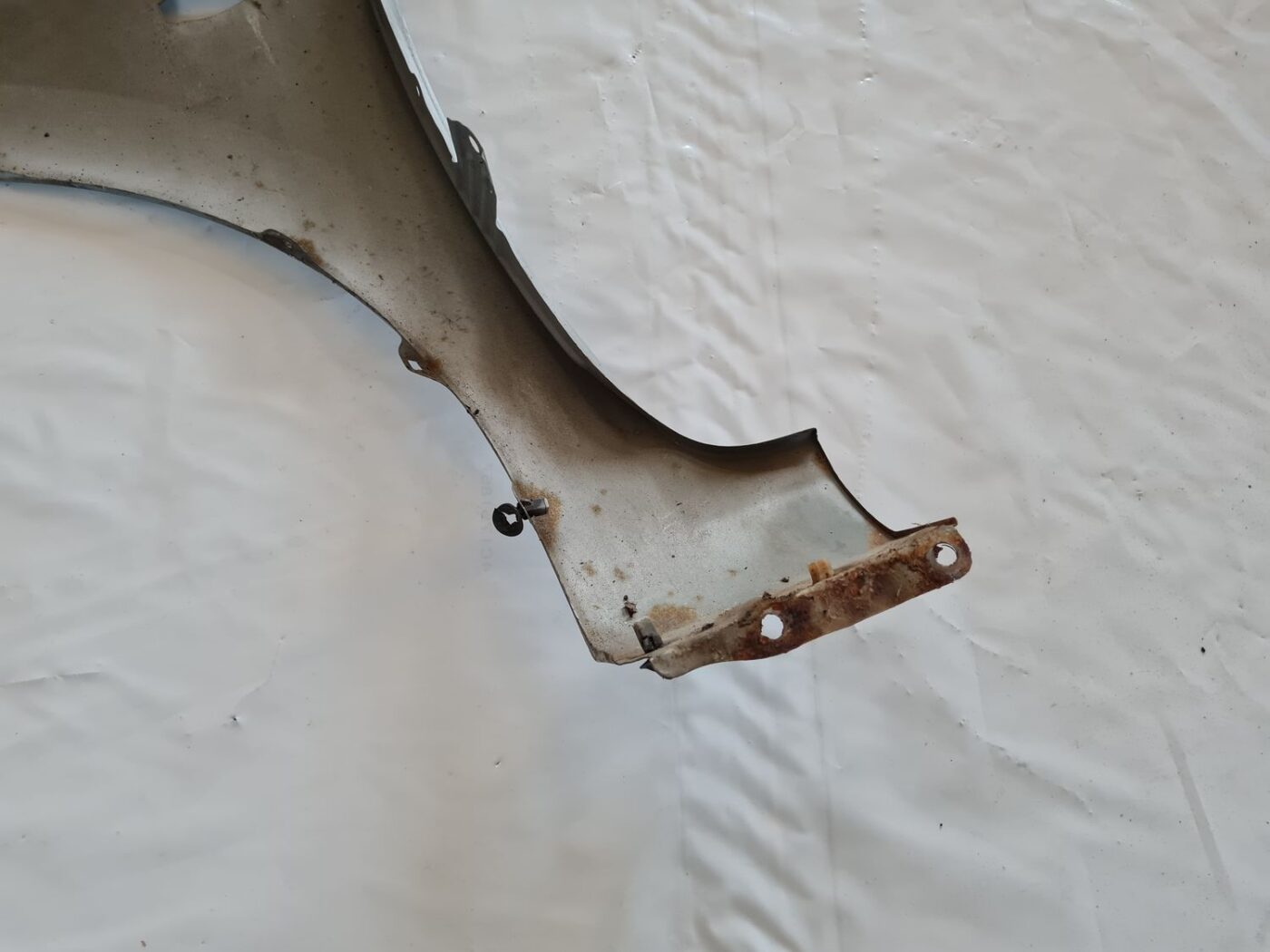 Priekšējais labais spārns priekš TOYOTA AURIS 2007 5 Priekšējais labais spārns priekš TOYOTA AURIS 2007