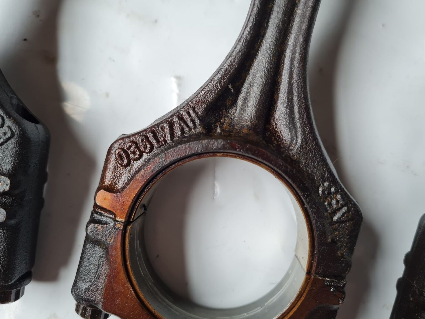 Virzuļu un klaņu komplekts priekš VW GOLF 5 2004 5 Virzuļu un klaņu komplekts priekš VW GOLF 5 2004