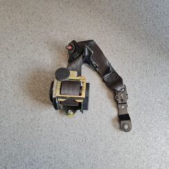 Aizmugurējā vidēja drošības josta priekš VOLVO XC90 2004