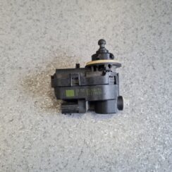 Lukturu augstuma regulēšanas korektors priekš NISSAN QASHQAI 2017