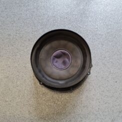 Durvju skaļrunis, apakšā priekš VW TOURAN 2005