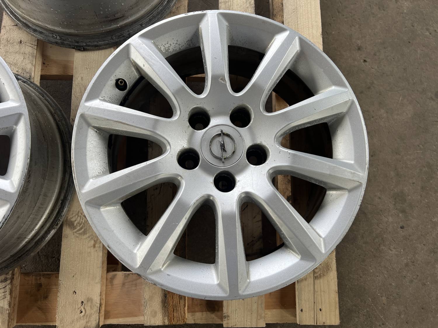 Lietais disks - vieglmetāla priekš OPEL ASTRA H 2005 GREEN