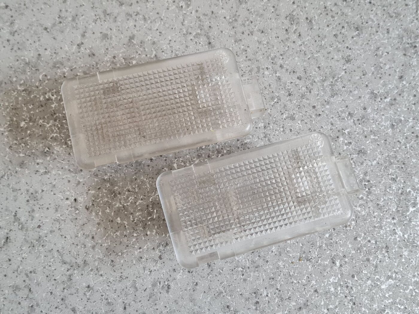 Apgaismojums bagažnieka nodalījuma priekš VOLVO C30 2008 BLACK 2 Apgaismojums bagažnieka nodalījuma priekš VOLVO C30 2008 BLACK