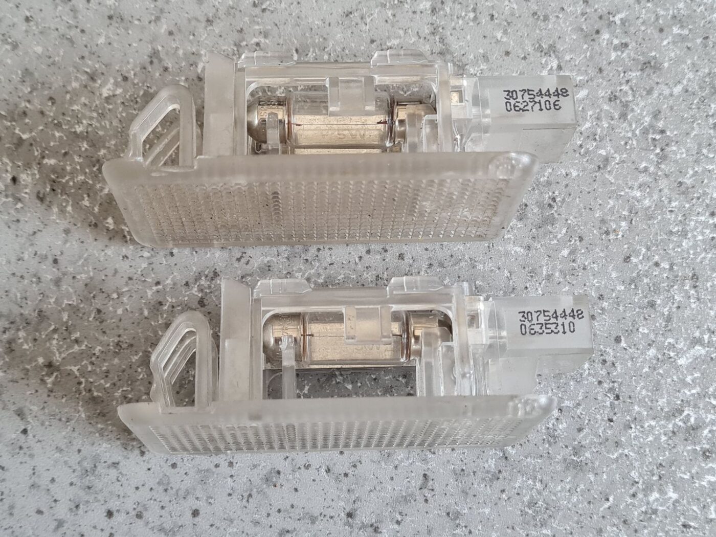 Apgaismojums bagažnieka nodalījuma priekš VOLVO C30 2008 BLACK 3 Apgaismojums bagažnieka nodalījuma priekš VOLVO C30 2008 BLACK