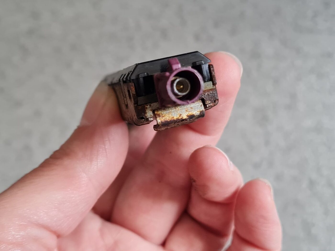 Antenas pastiprinātāja bloks priekš VW GOLF VARIANT 2012 4 Antenas pastiprinātāja bloks priekš VW GOLF VARIANT 2012