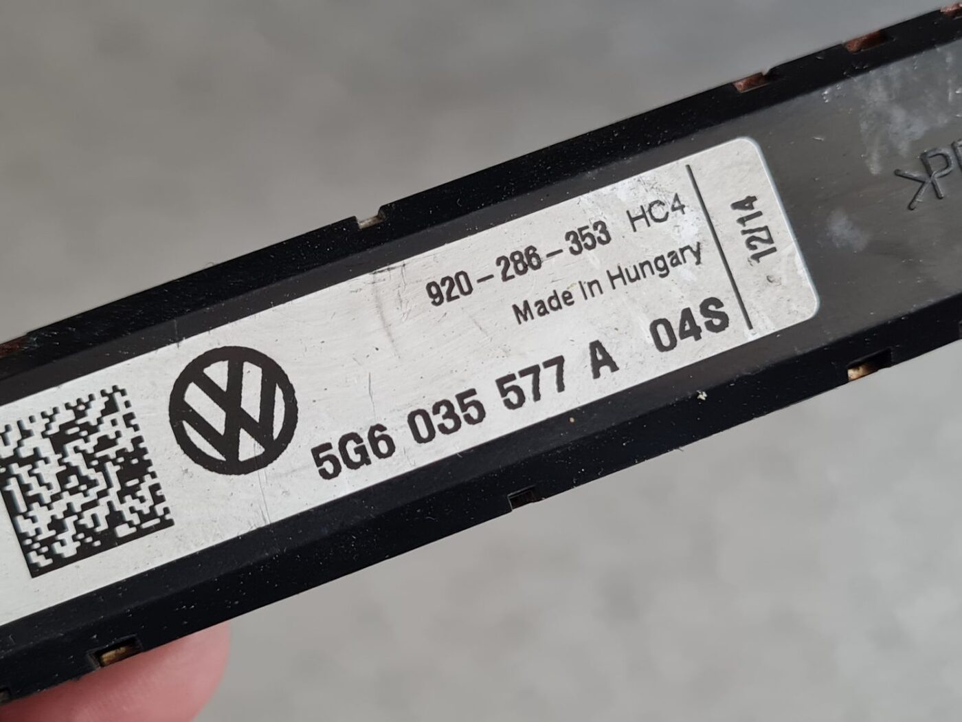 Antenas pastiprinātāja bloks priekš VW GOLF VARIANT 2012 3 Antenas pastiprinātāja bloks priekš VW GOLF VARIANT 2012