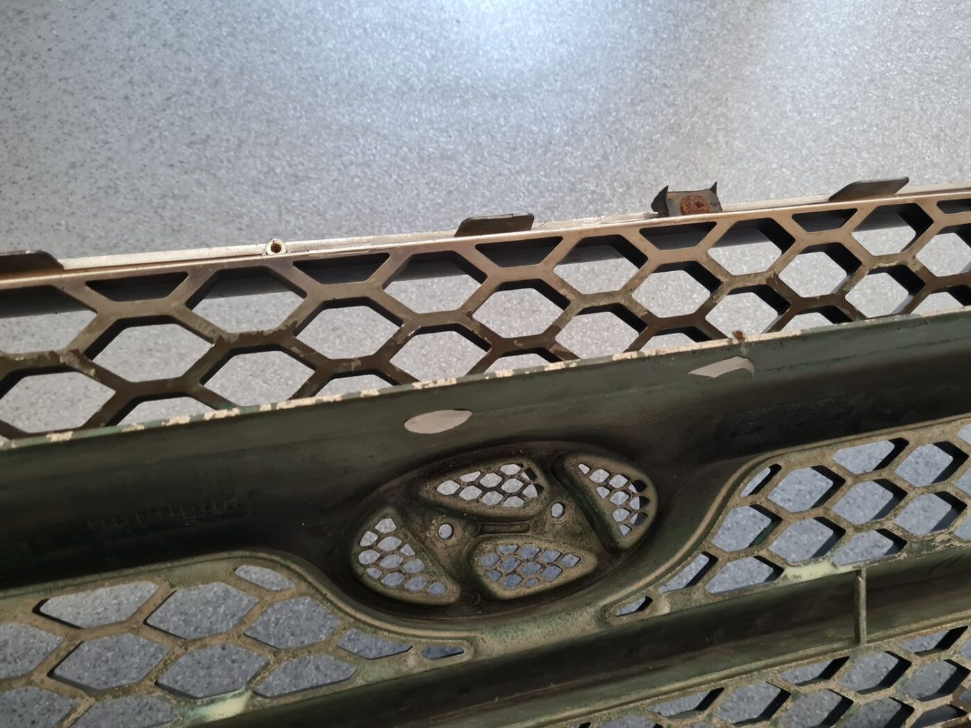 Bufera reste priekš HYUNDAI SANTA FE 2007-2010 5 Bufera reste priekš HYUNDAI SANTA FE 2007-2010