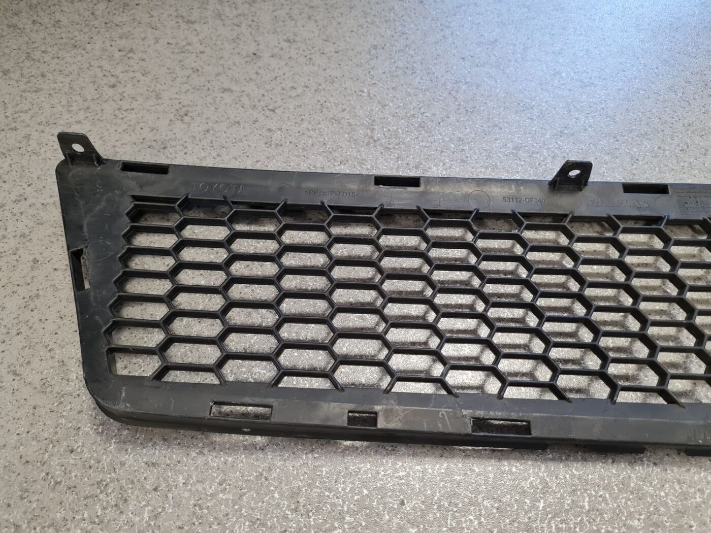 Bufera reste priekš TOYOTA VERSO 2012