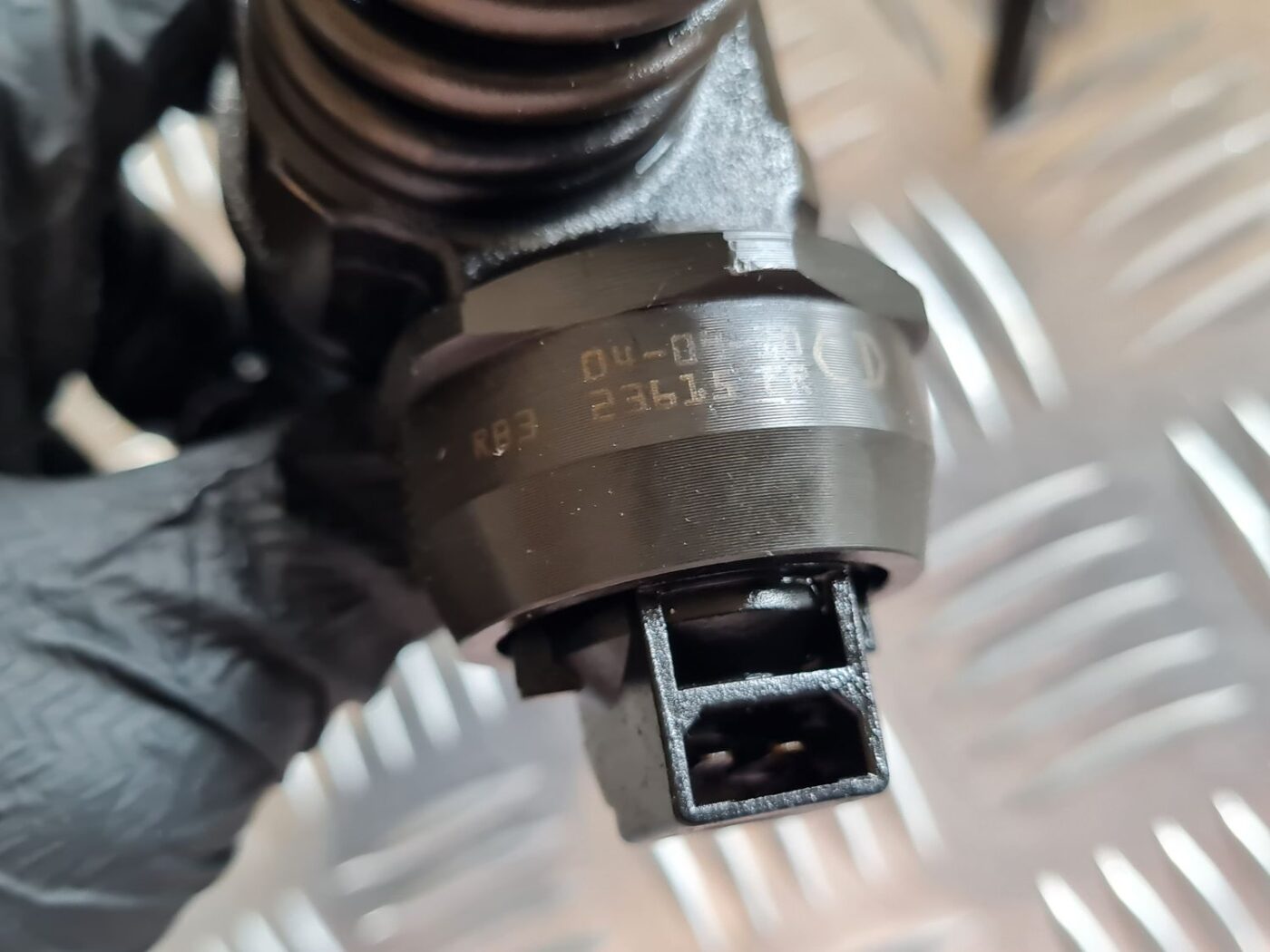 Degvielas smidzinātājs priekš VW PASSAT 2004 UNIVERSAL GREY 7 Degvielas smidzinātājs priekš VW PASSAT 2004 UNIVERSAL GREY