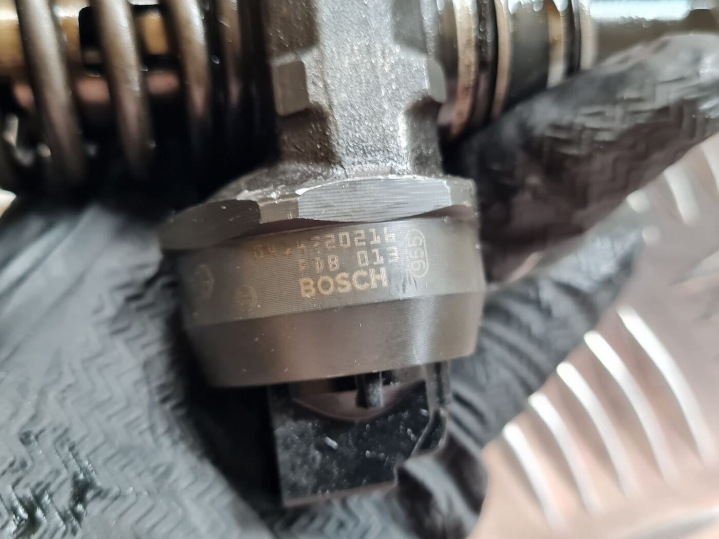 Degvielas smidzinātājs priekš VW PASSAT 2004 UNIVERSAL GREY 4 Degvielas smidzinātājs priekš VW PASSAT 2004 UNIVERSAL GREY